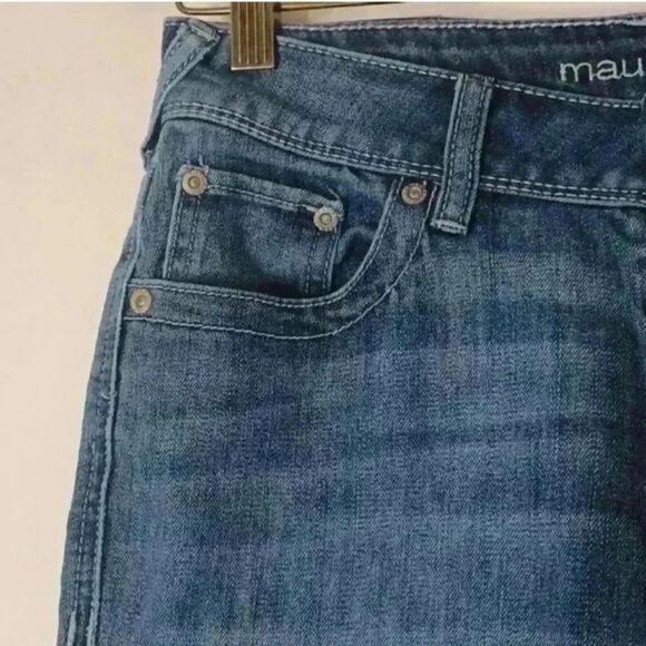 Classic Blue Women's Jeans - Picture 6 of 12
